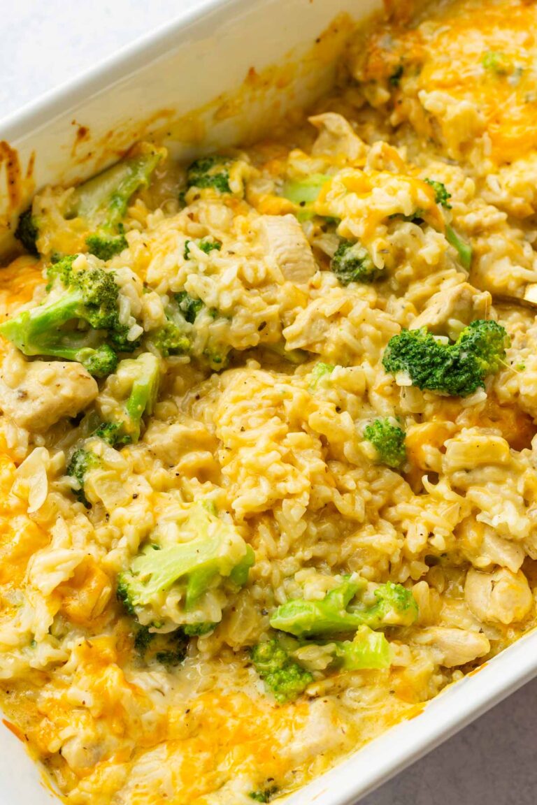 Creamy Chicken Broccoli Rice Cheese Casserole